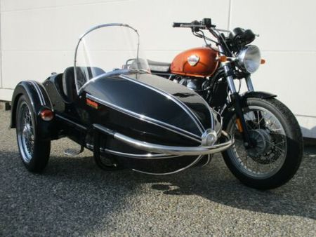 royal-enfield-interceptor-royal-enfield-interceptor-650-watsonian-gp-orange_97265530.jpg