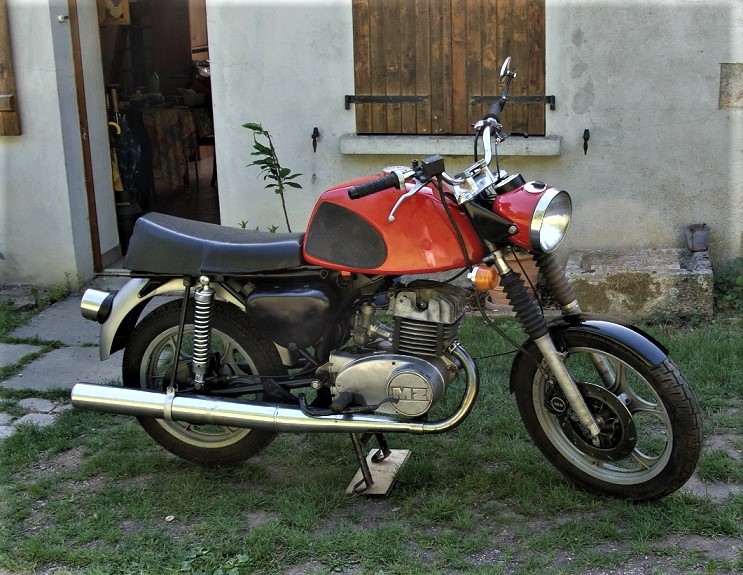 MZ 250 TS 1 DISQUE (1).JPG
