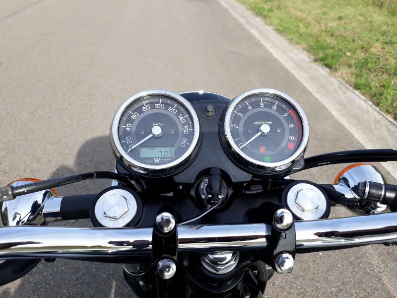 W800 (2).jpg
