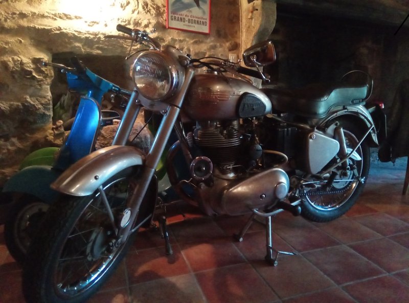 Enfield 500 1955.jpg