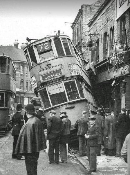 tramway accident.jpg