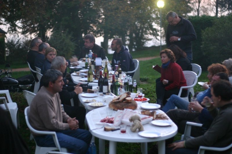 SettonBBQ3Net.JPG