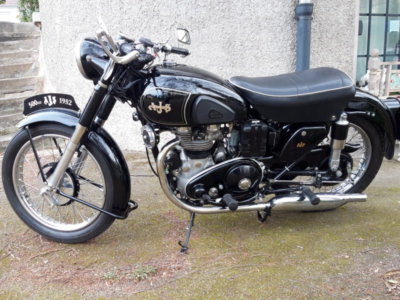 GK_AJS1952-A.jpg