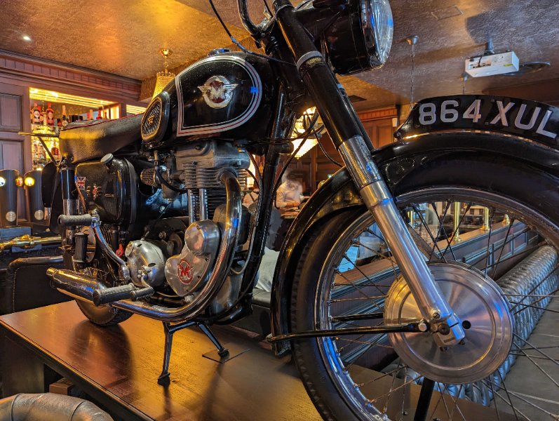 MATCHLESS3.jpg
