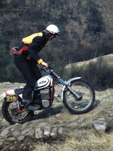Felix Krahnstover 325 KTM.jpg