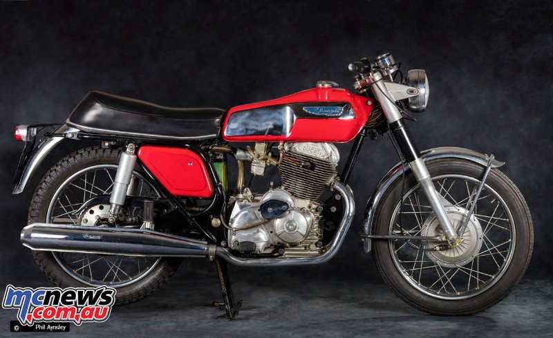 PA-Ducati500-2P-014-1968.jpg