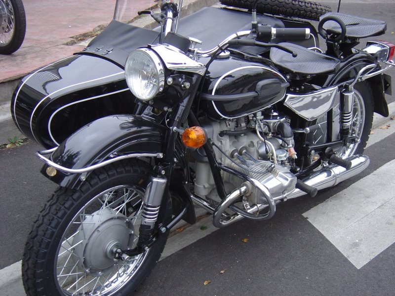 Trophy 2004-5.jpg