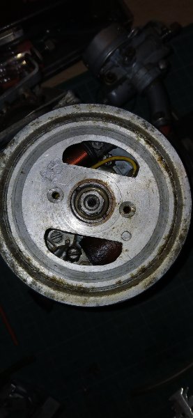 Volantmagnétique_copy_1024x2218.jpg