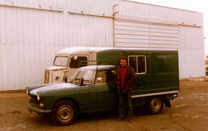3041140r.jpg